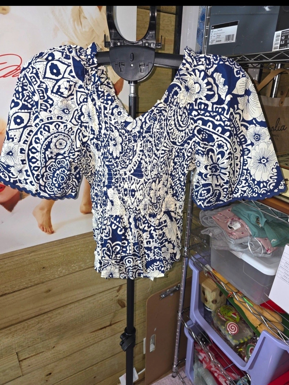Umgee Navy and White Floral Smocked Peasant Blouse